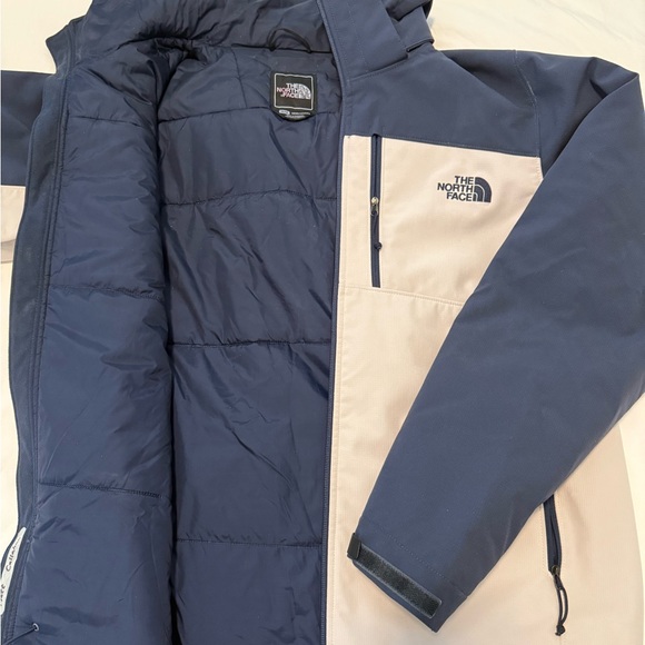 The North Face Men's Navy and Cream Jacket - Picture 3 of 15